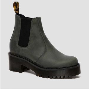 ISO Dr marten rometty boot in slate size 36